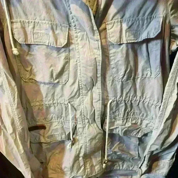 Women’s Columbia Cream Light Weight Jacket Water Resistant Medium - Picture 2 of 5